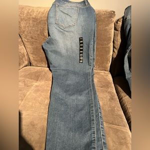 Never worn - Torrid Women’s size 20 regular leggings